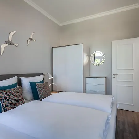 App Flamingo Hotell *